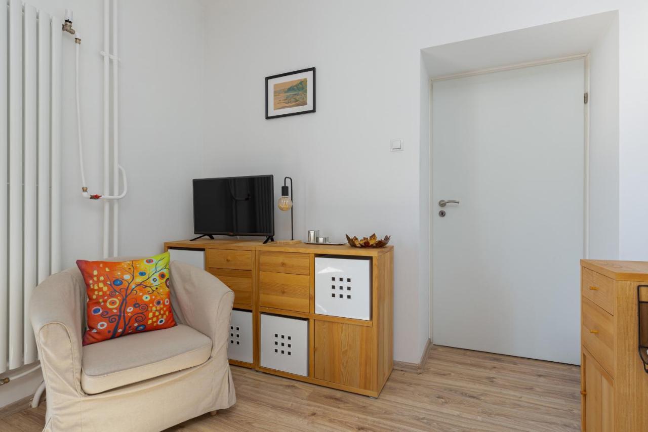 Apartment Bialobrzeska Warsaw By Noclegi Renters Buitenkant foto