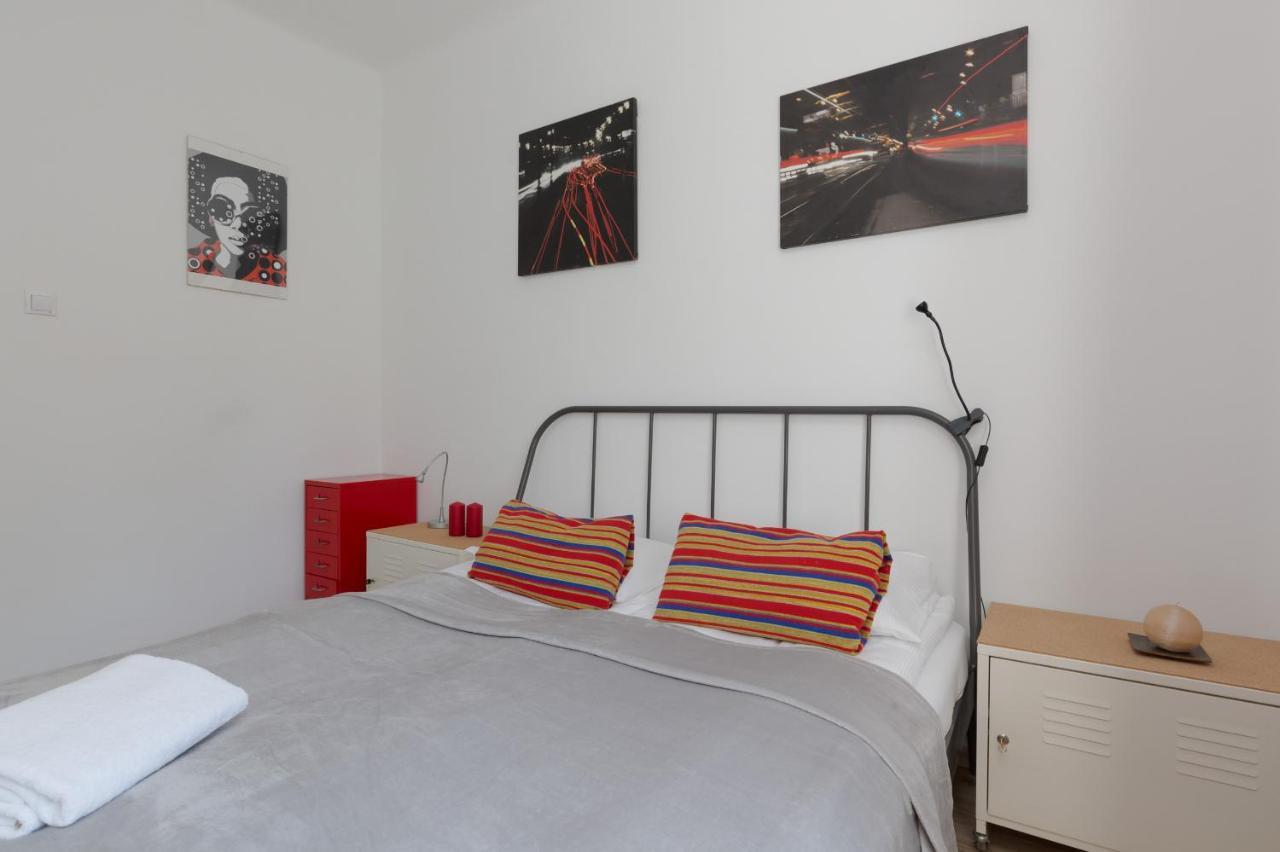 Apartment Bialobrzeska Warsaw By Noclegi Renters Buitenkant foto